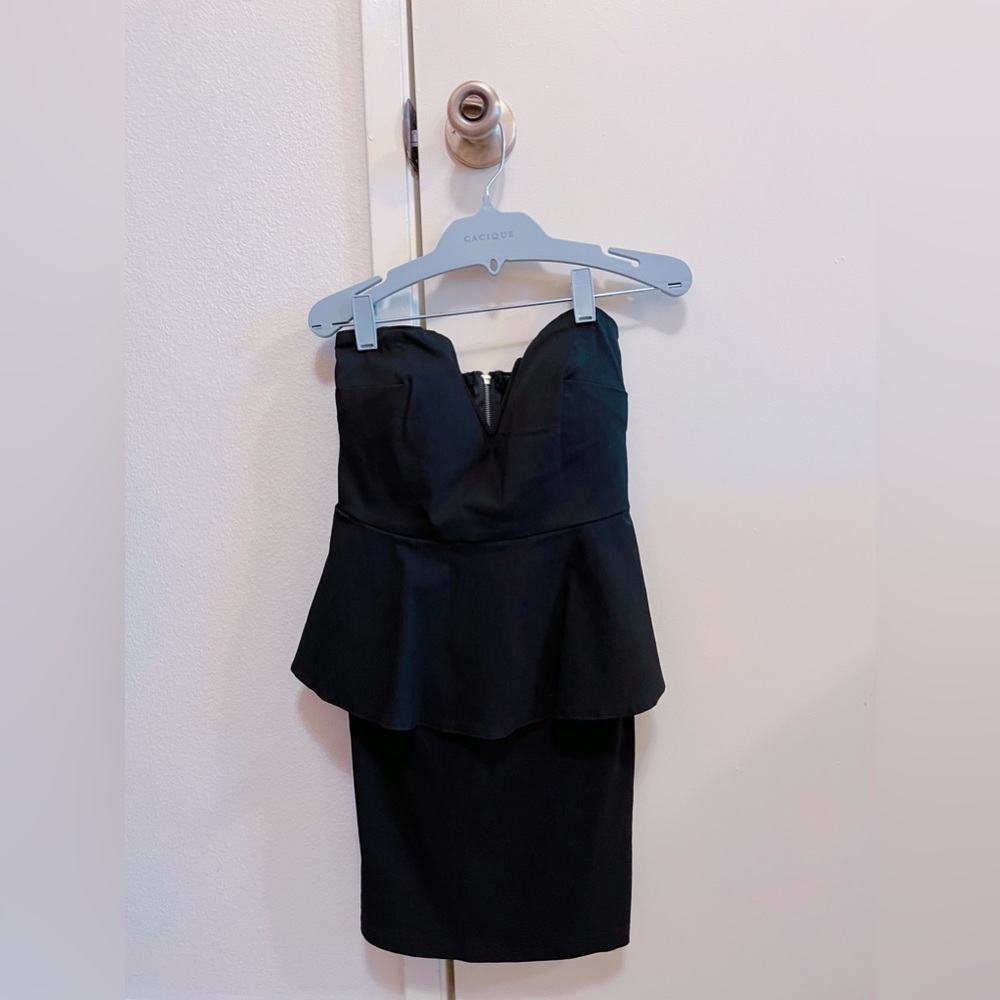 GUESS Black Strapless Mini Dress
